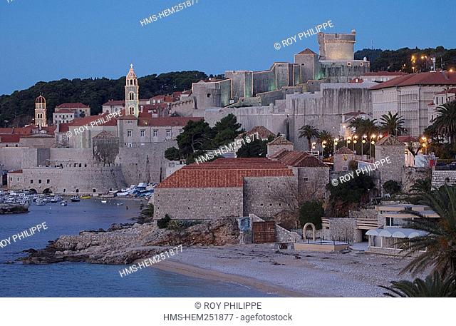 Croatia, Dalmatia, Dalmatian Coast, Dubrovnik, historical center listed as World Heritage by UNESCO, view on the old town and fishing harbour at daybreak