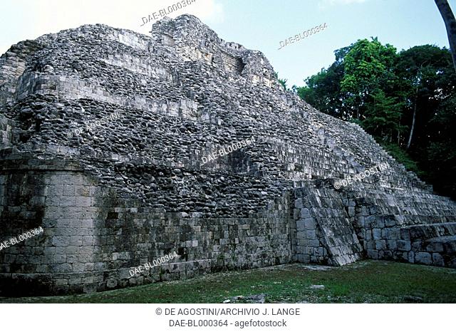 Structure X: the upper section of the building is decorated in Rio Bec style, Becan, Campeche, Mexico. Mayan civilisation, 3rd-10th century