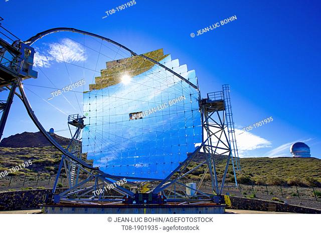 Spain, Canary Islands, La Palma, Roque de los Muchachos observatory with MAGIC IACT telescope