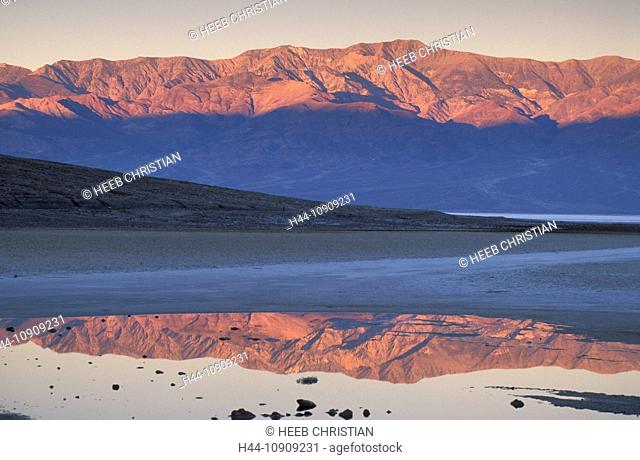 Badwater, Death Valley, National Park, California, USA, United States, America, Alpenglow, reflection, desert, flats, salt, mountains
