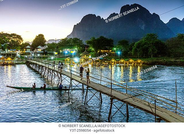 Asia. South-East Asia. Laos. Province of Vang Vieng. Vang Vieng. Bamboo bridge over the Nam Song River