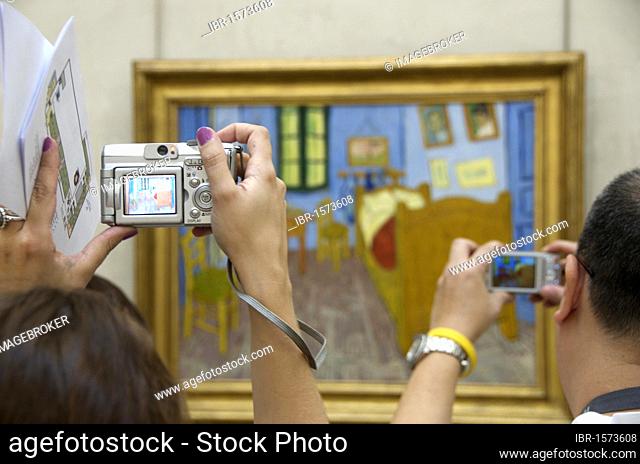Tourists photographing Van Gogh painting, Musée d'Orsay, Orsay Museum, Paris, France, Europe