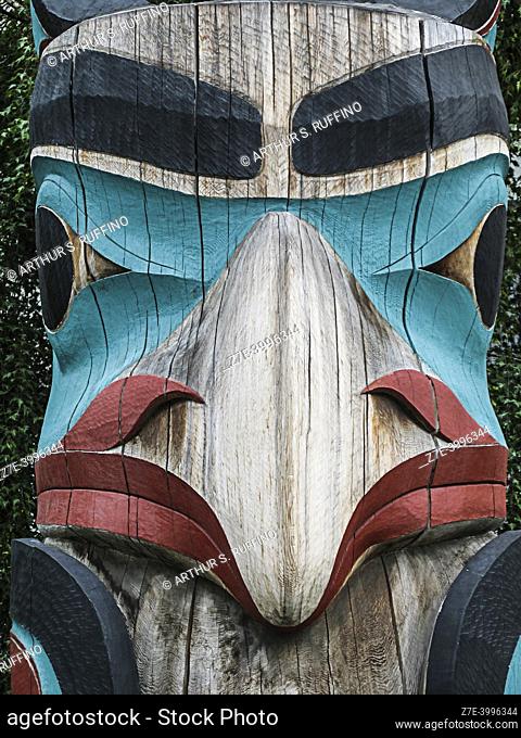 Detail, Totem Pole in front of Nesbett Courthouse, one of two entitled ""Attaining Balance Within"" by Lee Wallace and Edwin Dewitt