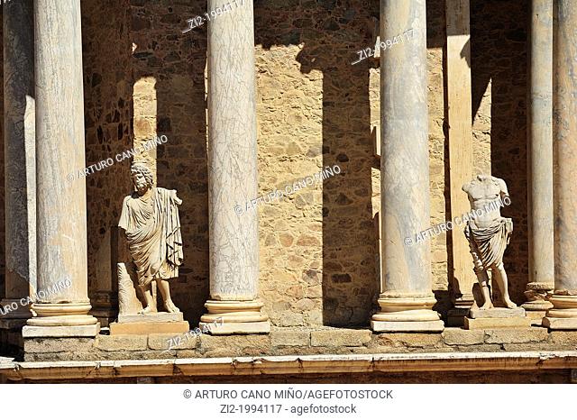 Roman Theatre, columns and statues of the scena. Merida, Badajoz, Spain