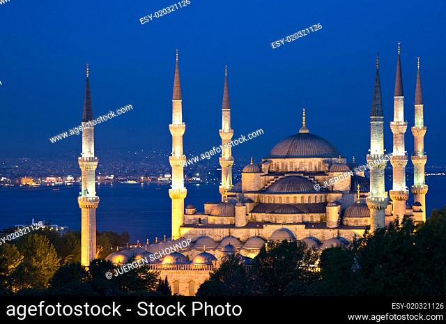 Iluminated Sultan Ahmed Mosque during twilight