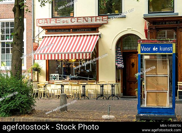 Delft (Netherlands), historic old town, Oude Delft Gracht, cafe
