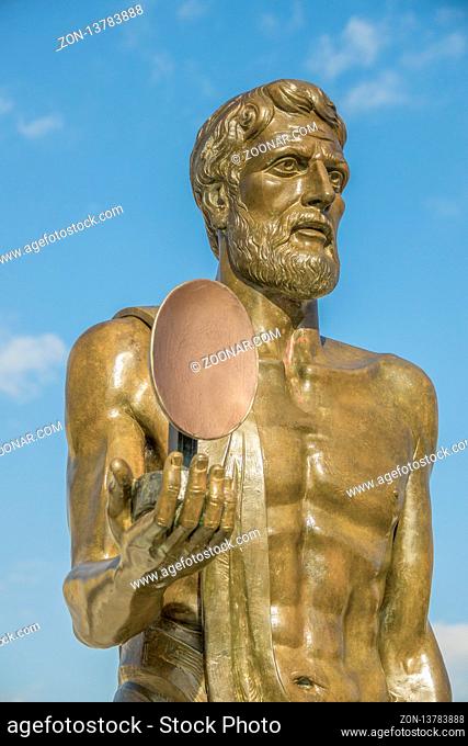Statue of Archimedes, Ortygia Island, Syracuse, Sicily, Italy