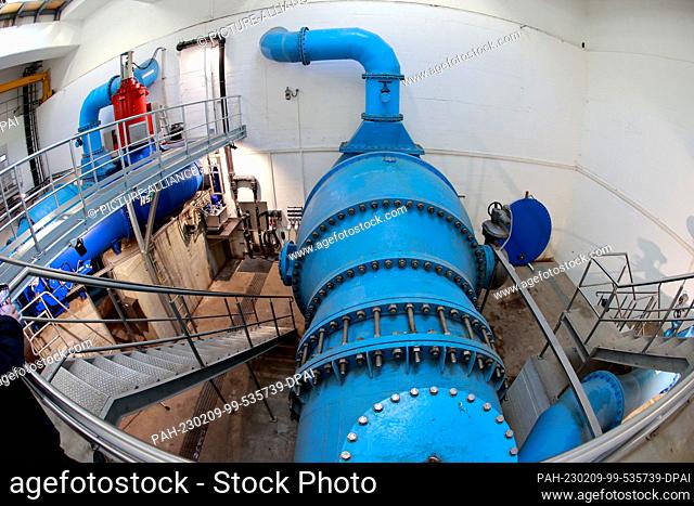 09 February 2023, Saxony-Anhalt, Wendefurth: Huge valves control the outflow of water from the Wendefurth dam. During the winter vacations