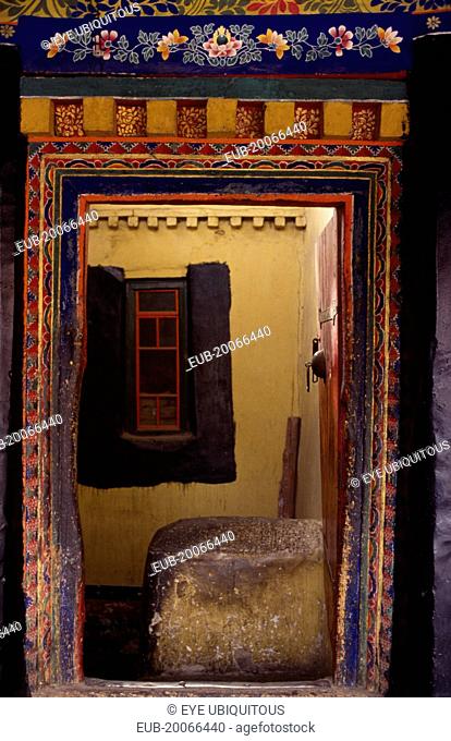 Detail of doorway in the Jokhang monastery