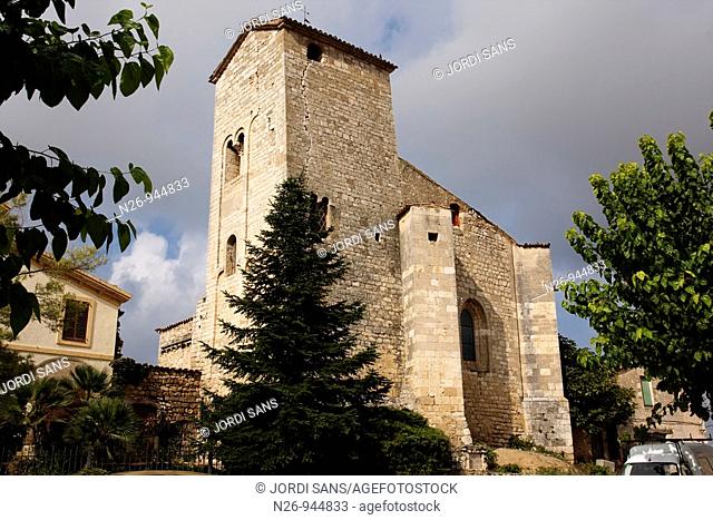 Iglesia románica de Sant Sebastià dels Gorgs, Avinyonet del Penedès  Antiguo cenobio benedictino  Siglo XI  España, Catalunya, provincia de Barcelona