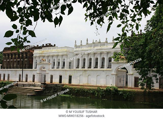 The Baliati Jamindar Bari, a 19th century palace, of the Shah family, in Baliati, Manikganj, Bangladesh August 1, 2008