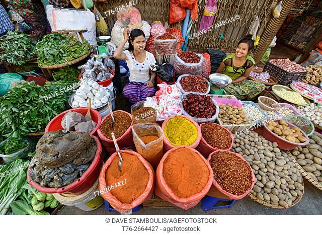 Spice vendors at the Thiri Mingala Market in Yangon, Myanmar