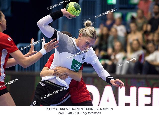 Luisa SCHULZE (GER) is supervised by a Turkish player, Action, duels, Handball EC Women Qualification, Group 6, Germany (GER) - Turkey (TUR) 40:17, on 02