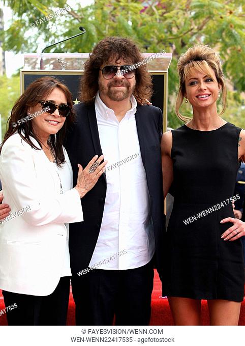Rock Artist Jeff Lynne Honored With Star On The Hollywood Walk Of Fame Featuring: Jeff Lynne, Family Where: Hollywood, California