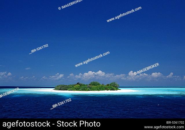 Tropical Island, Coral Island, Meemu Atoll, Maldives, Asia