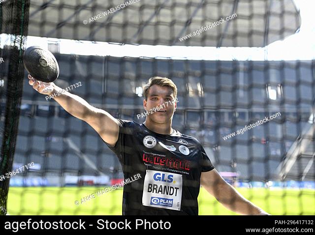goalben BRANDT (SCC Berlin/ 3rd place), action, men's final discus throw on 26.06.2022 German Athletics Championships 2022, from 25.06