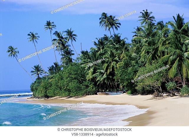 Sandy beach, Unawatuna region, Sri Lanka