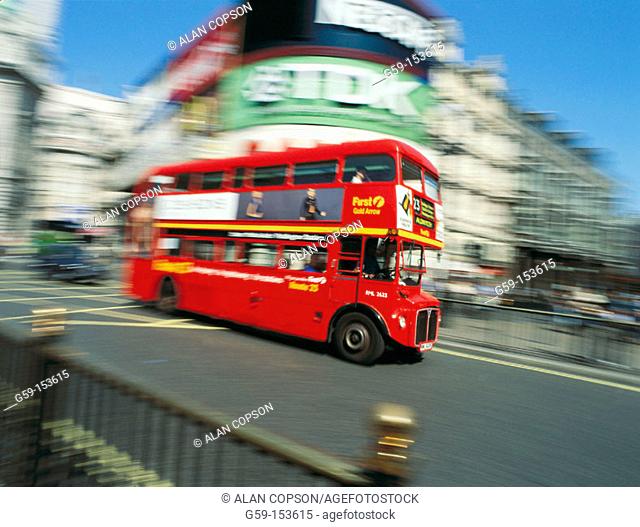Bus at Piccadilly Circus. London. England
