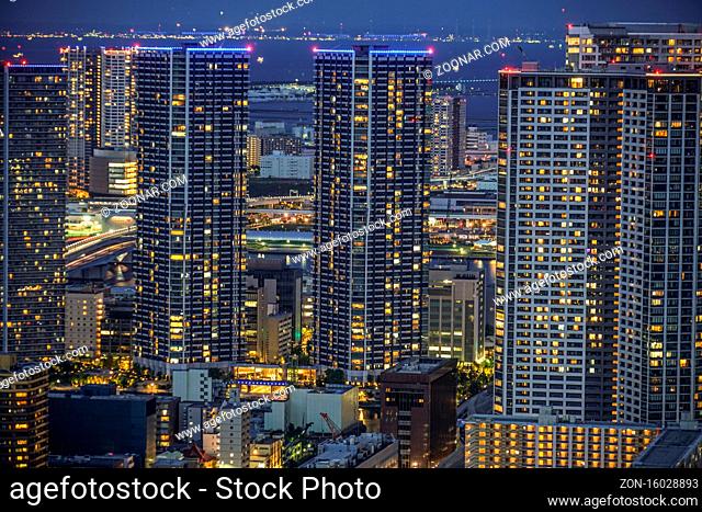 Tokyo night view from the Caretta Shiodome. Shooting Location: Tokyo metropolitan area