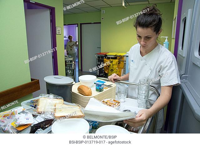 Reportage in the Endocrinology service of Lariboisière hospital in Paris, France. Getting the breakfasts ready