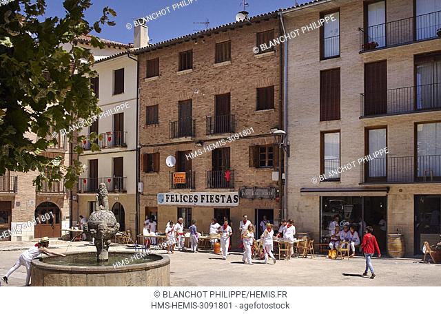 Spain, Navarra, Estella, step on the way to Santiago de Compostela, San Martin Place, Patronal festivals