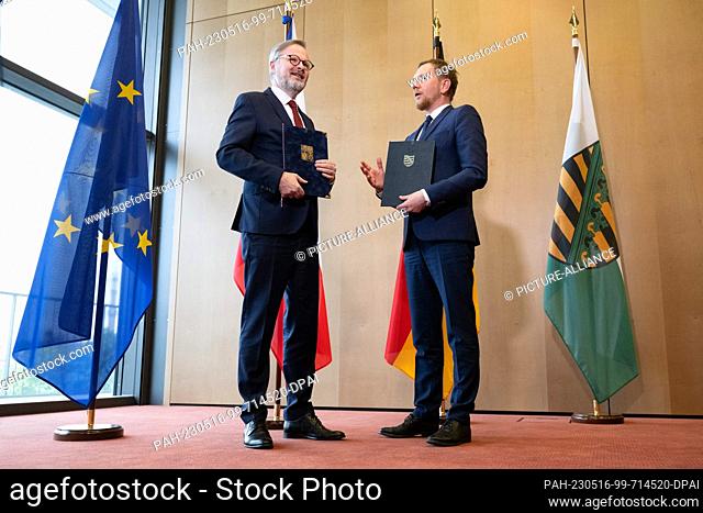 16 May 2023, Saxony, Dresden: Michael Kretschmer (CDU, r), Prime Minister of Saxony, and Petr Fiala, Prime Minister of the Czech Republic