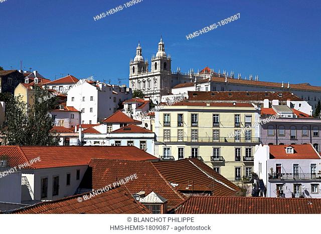 Portugal, Lisbon, view of Alfama District and Sao Vicente de Fora Monastery