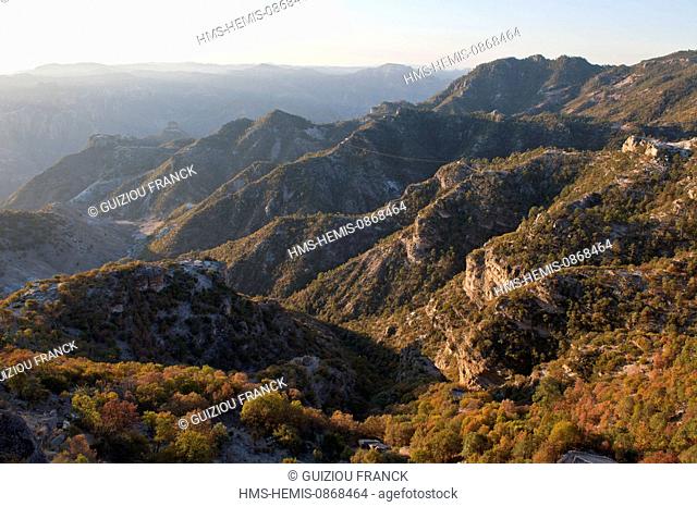Mexico, Chihuahua State, Sierra Madre, Barranca del Cobre (Copper Canyon)
