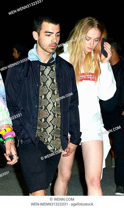 **JOE JONAS is engaged to SOPHIE TURNER after proposing to the actress. The former Jonas Brothers hitmaker took to Instagram on Sunday (15Oct17) to announce the...