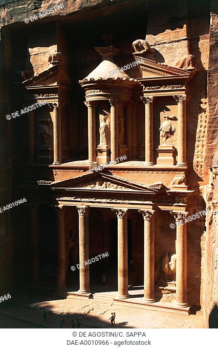 El Khasneh, the Treasury, Petra (UNESCO World Heritage List, 1985), Jordan. Nabataean civilisation