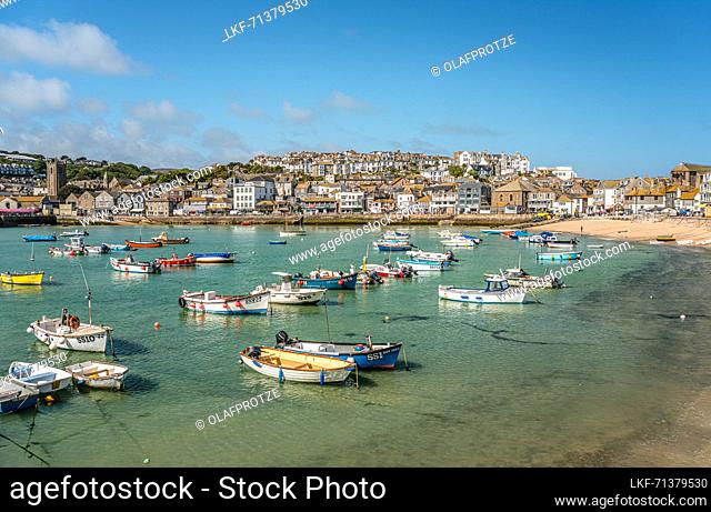 St. Ives fishing port, seen from Smeatons Pier, Cornwall, England, UK