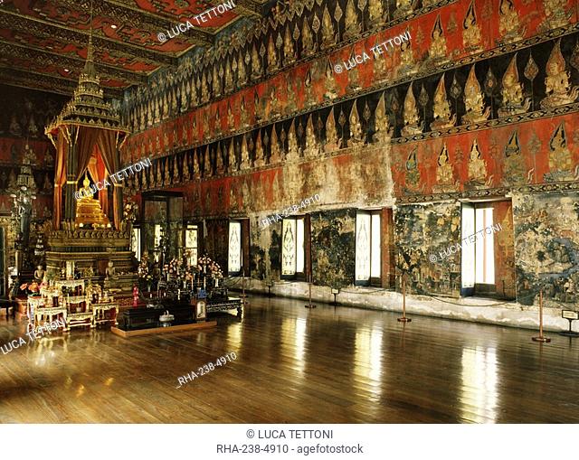 Extensive murals in the Buddhaisawan Chapel, Palace of Wang Na, built in 1795, now a part of the Bangkok National Museum, Bangkok, Thailand, Southeast Asia