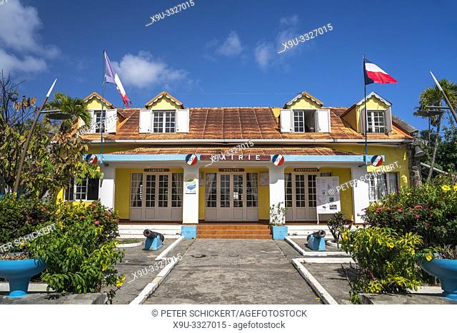 Das Rathaus auf der Insel Terre-de-Haut, Les Saintes, Guadeloupe, Karibik, Frankreich | the city hall in Terre-de-Haut, Les Saintes, Guadeloupe, France