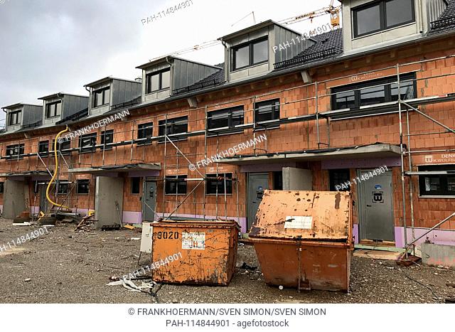 Facade, newly built apartments in Vaterstetten near Muenchen, housing, shell, building, real estate, homeownership, condominium
