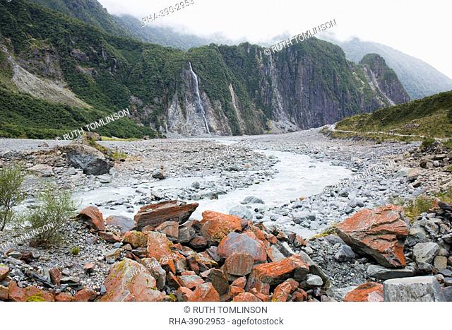 View over the Fox River from the Glacier Valley Track, Fox Glacier, Westland Tai Poutini National Park, UNESCO World Heritage Site, West Coast, South Island