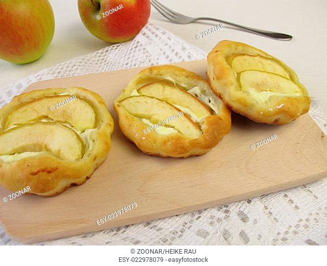 Small apple cakes