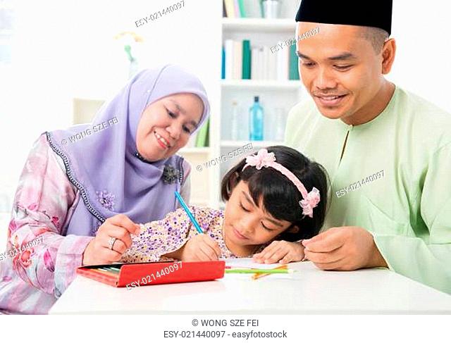 Muslim family drawing and painting