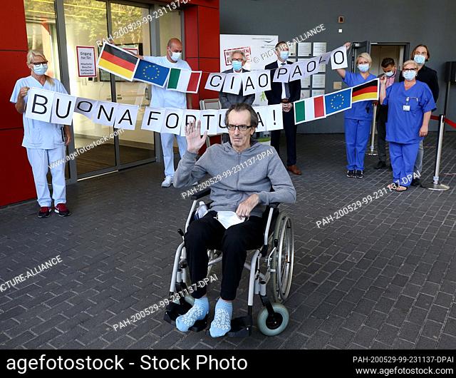 29 May 2020, North Rhine-Westphalia, Bochum: The Italian Paolo Bonacina (56) (M), the last Covid-19 patient admitted from Italy to St