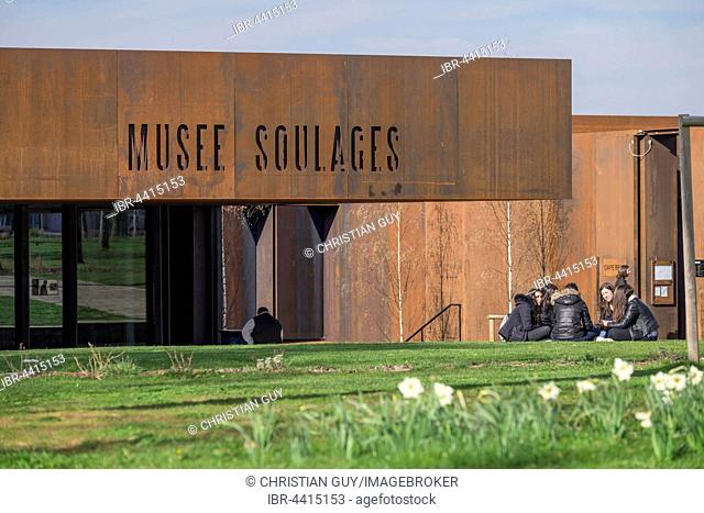 Musée Soulages, Soulages Museum, designed by the Catalan architects RCR associated with Passelac & Roques, Rodez, Aveyron, Languedoc-Roussillon-Midi-Pyrénées