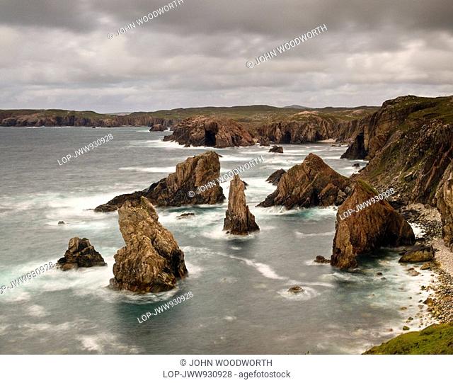 Scotland, Western Isles, Mangersta, Sea stacks off the western coast of the Isle of Lewis in Scotland