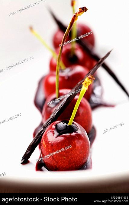 Cherries with port and vanilla sauce