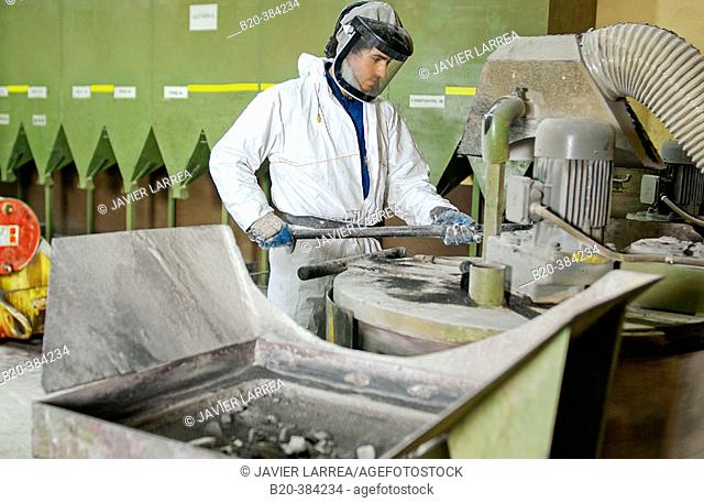 Raw material mixer. Fabrication of abrasive disks. Metal Industry