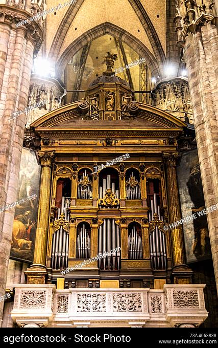 Organ in the Milan Cathedral (Duomo di Milano) in Milan, Italy, Europe