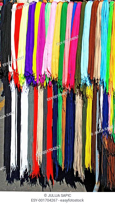 Many-colored laces