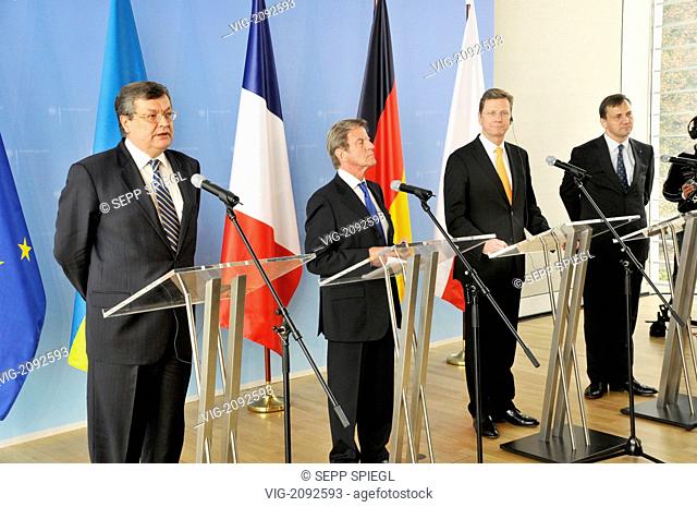 Germany, Bonn, 27.04.2010 v.l.n.r.: Kostjantyn HRYSCHTSCHENKO, Minister for Foreign Affairs of Ukraine, Bernard KOUCHNER, Minister for Foreign Affairs of France