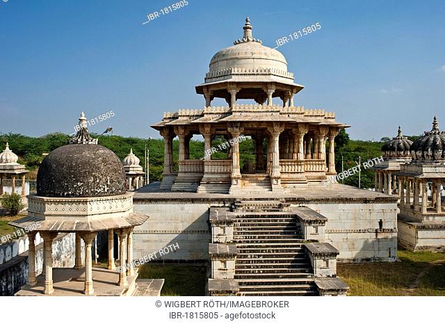 Ahar, cenotaphs, tombs of the royal Mewar family, Udaipur, Rajasthan, India, Asia