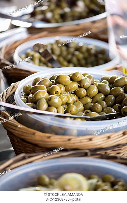 Greek Olives chilli flakes
