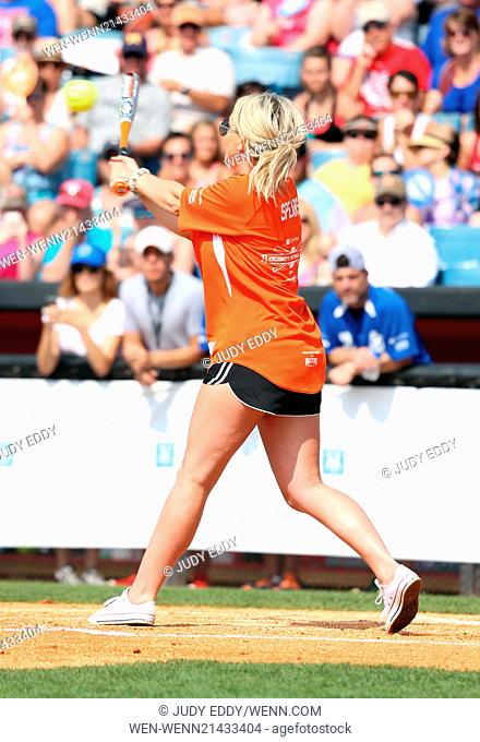 Celebrities participate in The 24th Annual City of Hope Celebrity Softball Game Featuring: Jamie Lynn Spears Where: Nashville, Tennessee