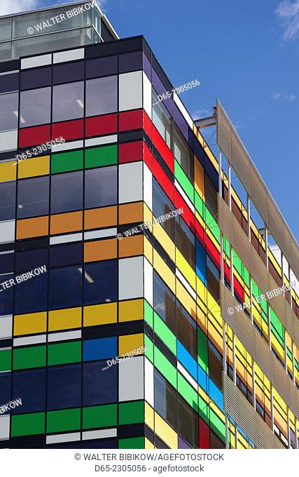 Australia, Victoria, VIC, Melbourne, Docklands, Victoria Harbour, multi-colored buiding at 800 Bourke Street