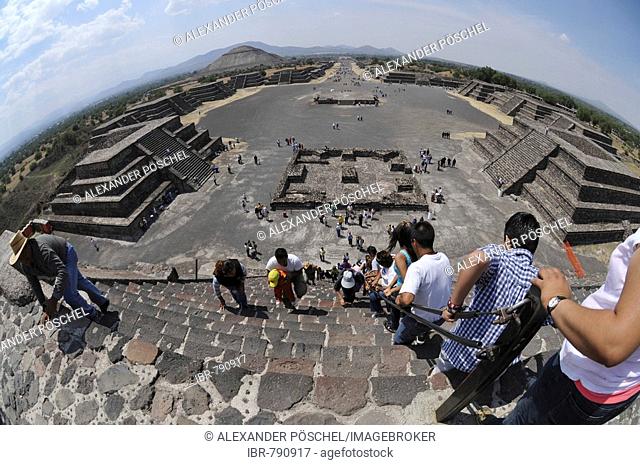 Pyramid of the Sun, Plaza de la Luna, Calzada de los Muertos, Avenue of the Dead, Teotihuacan, Mexico, North America